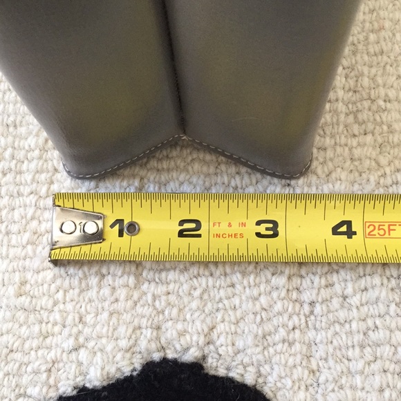 Vintage Grey Duchess Purse with Top Handle - Picture 11 of 11